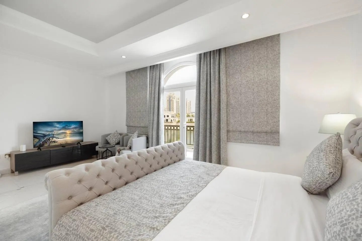 6 Bedroom Modern Luxury Villa In Palm Jumeirah Dubai 0*,
