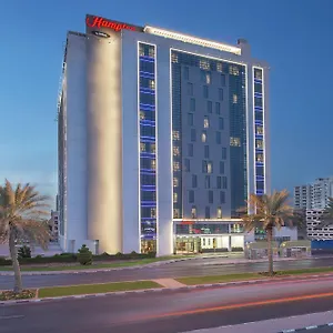 Hotell Hampton By Hilton Airport, Dubai